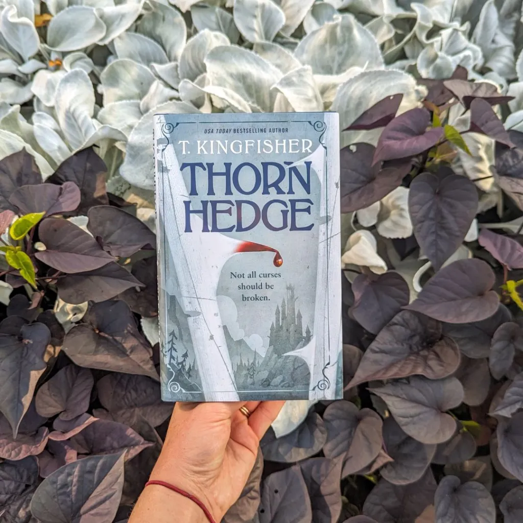 Book Review: Thornhedge